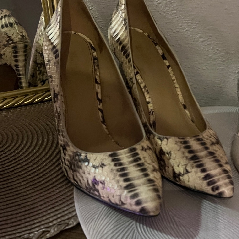 Michael Kors Snakeskin Patterned Heels - Cream and Black